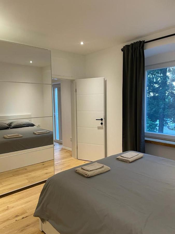 Aegida Beachfront Apartment Capodistria Esterno foto