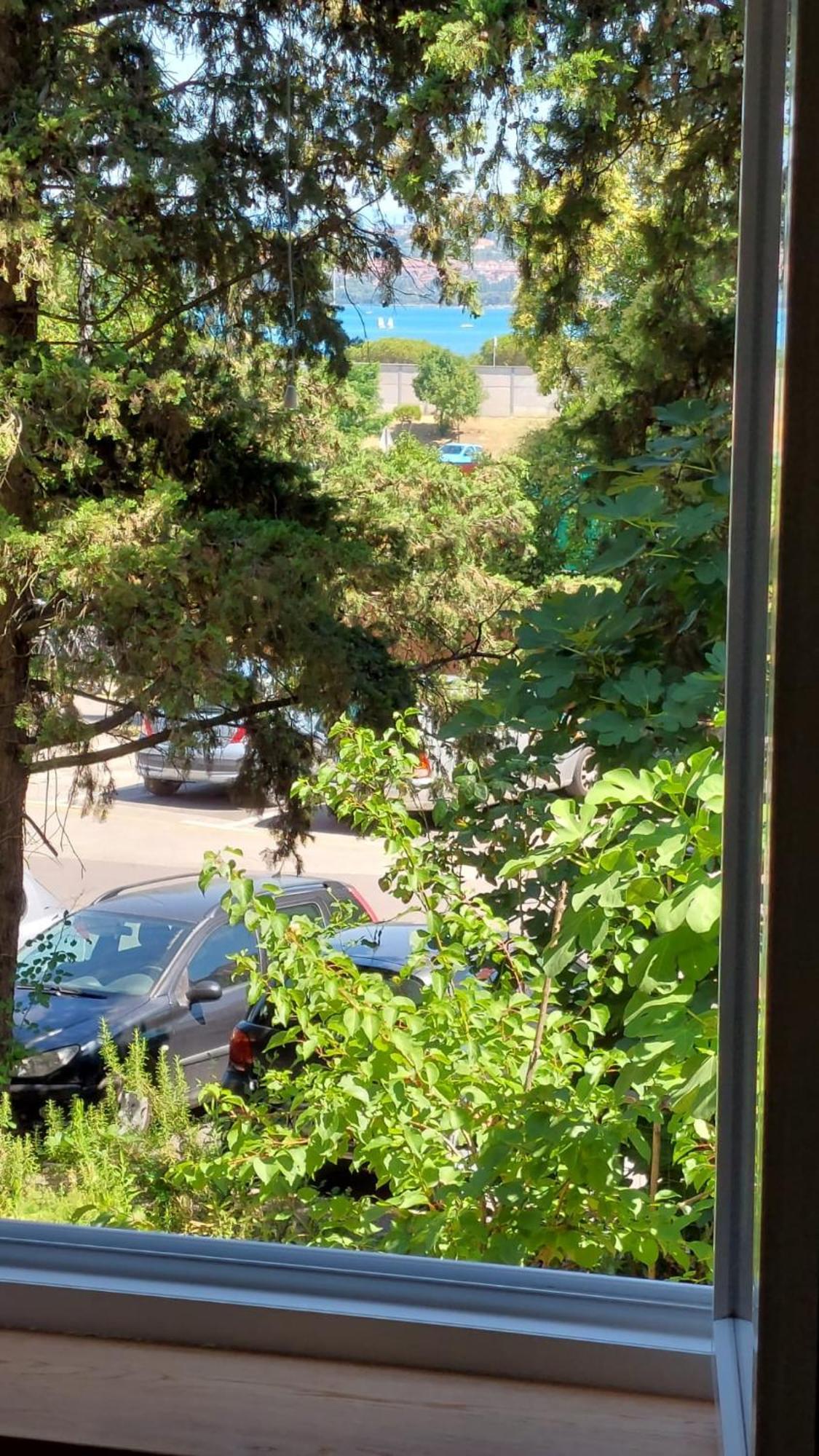 Aegida Beachfront Apartment Capodistria Esterno foto